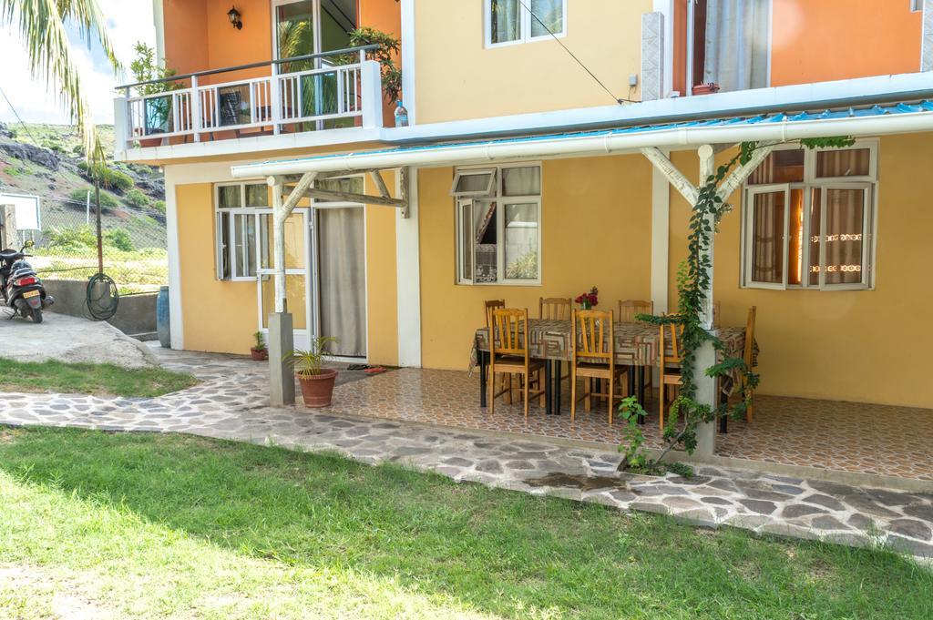 Merlin Guest House Nouvelle Découverte Екстериор снимка